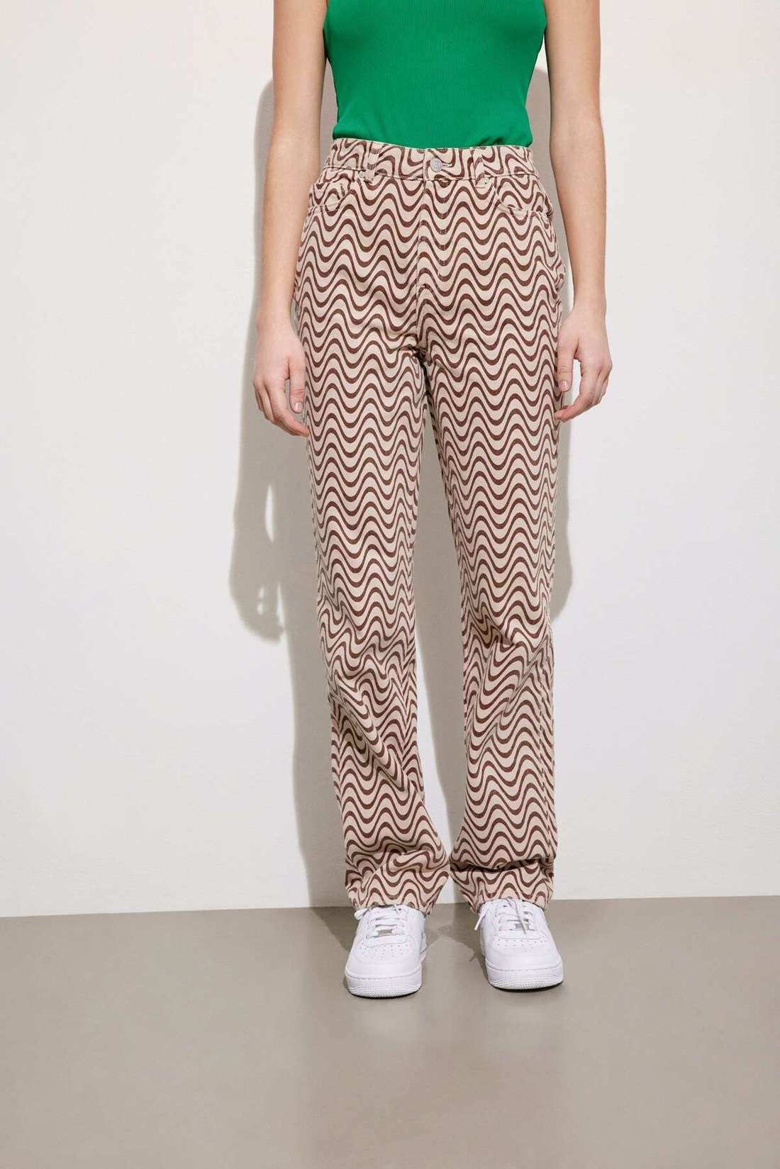 Обычные джинсы Bree