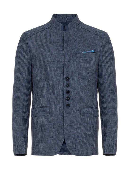 Узкая куртка