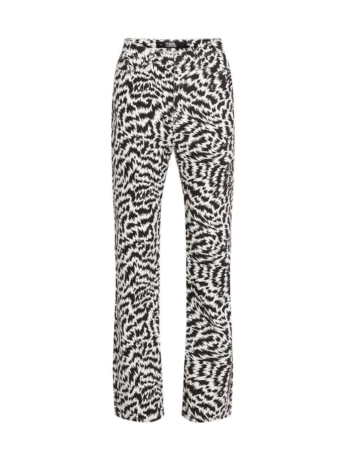 Обычные джинсы