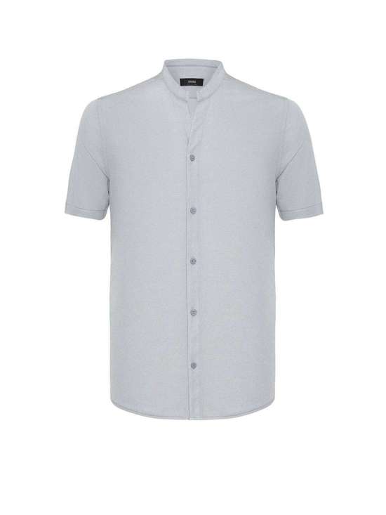 Рубашка узкого кроя