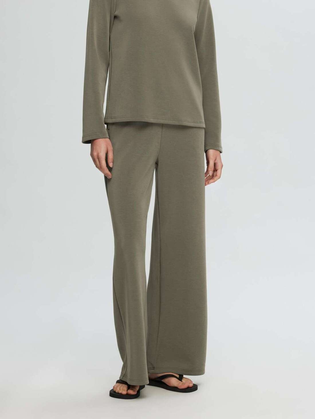 Широкие брюки