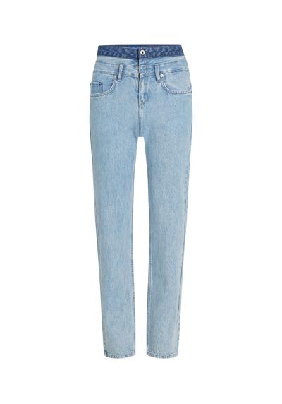 Обычные джинсы