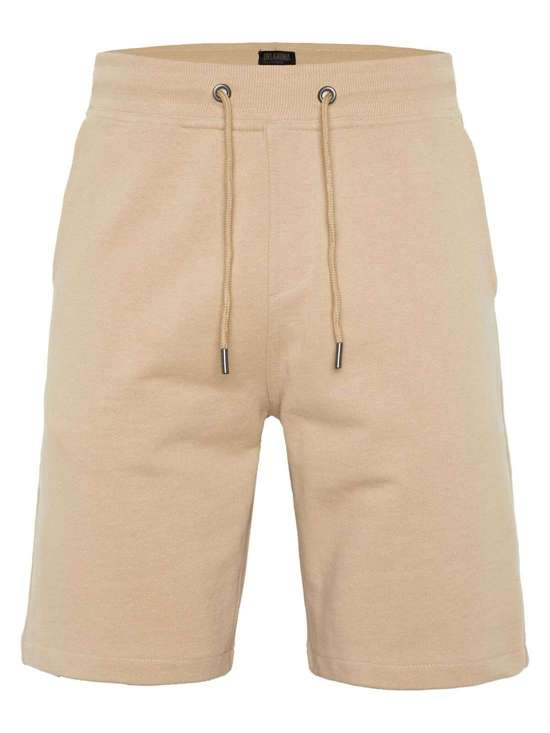 Обычные шорты