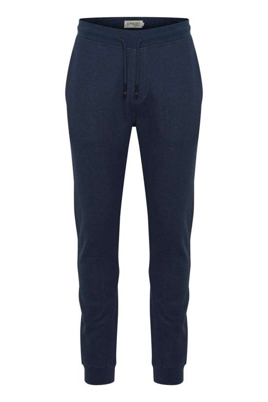 Зауженные брюки