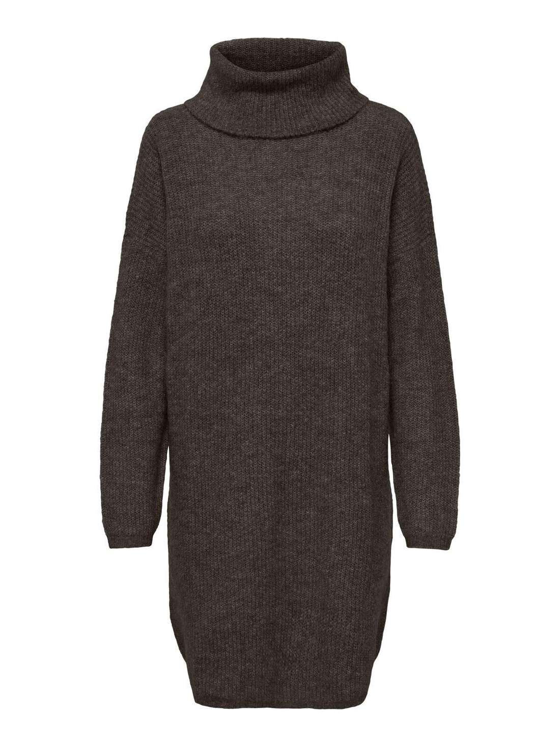 Трикотажное платье