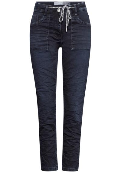 Обычные джинсы