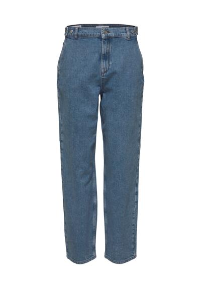 Джинсы свободного кроя