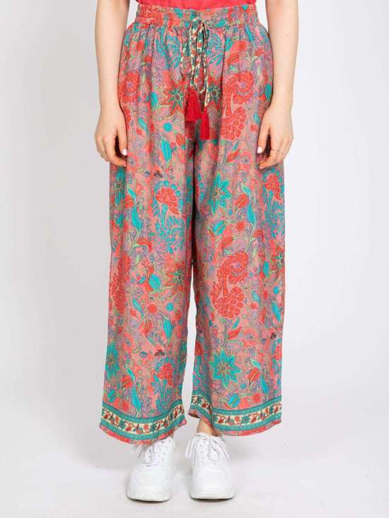 Брюки свободного кроя