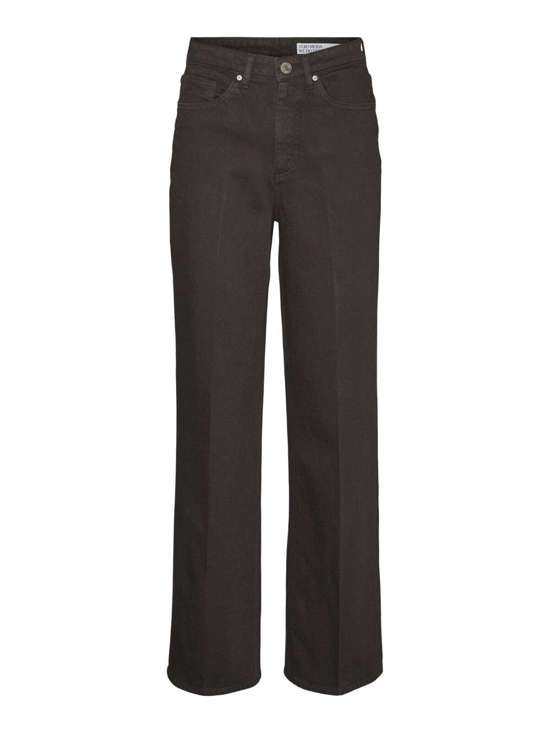 Обычные джинсы