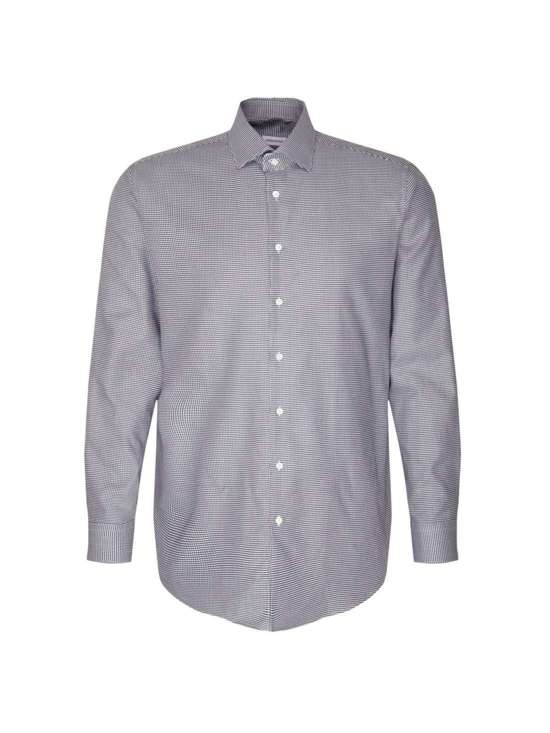 Деловая рубашка стандартного кроя