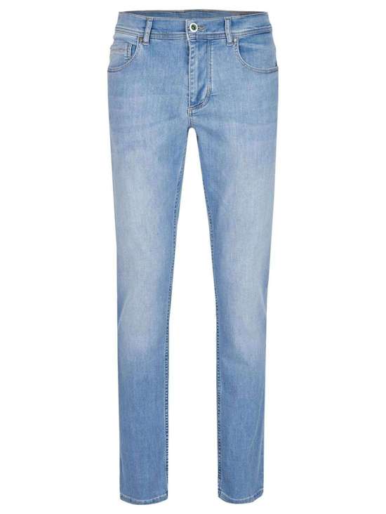 Джинсы узкого кроя