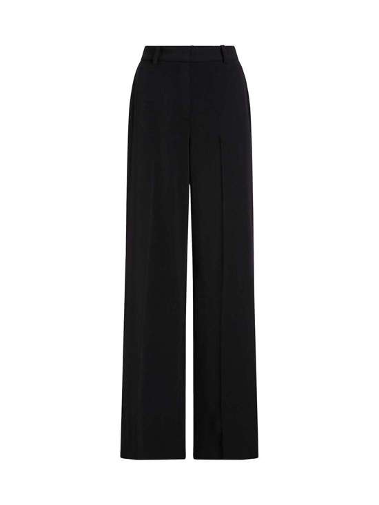 Широкие брюки со складками