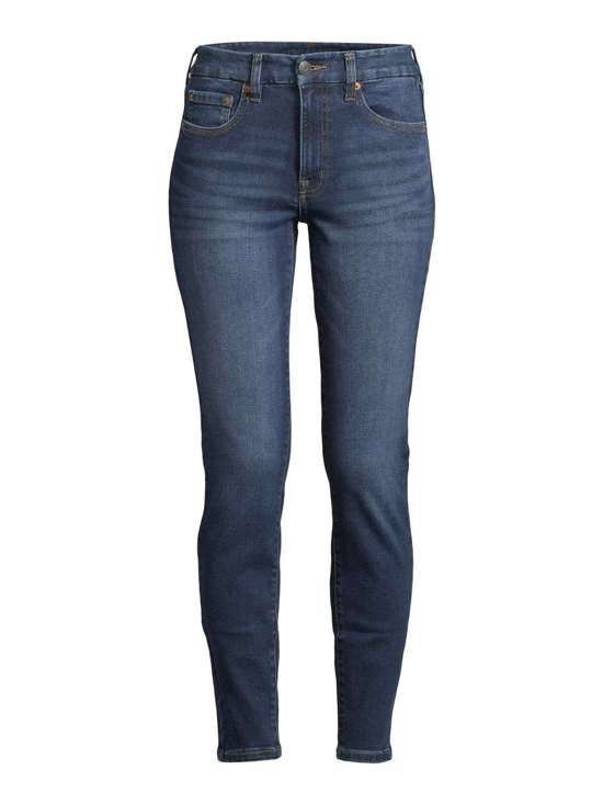 Джинсы узкого кроя
