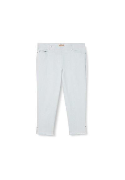 Обычные джинсы