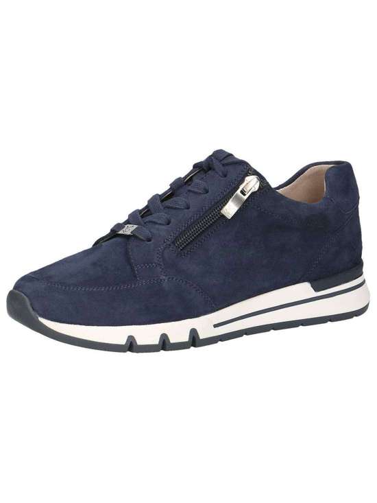 Кроссовки на шнуровке