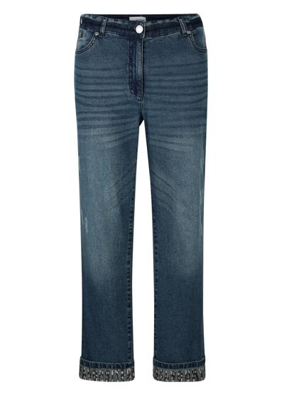 Обычные джинсы