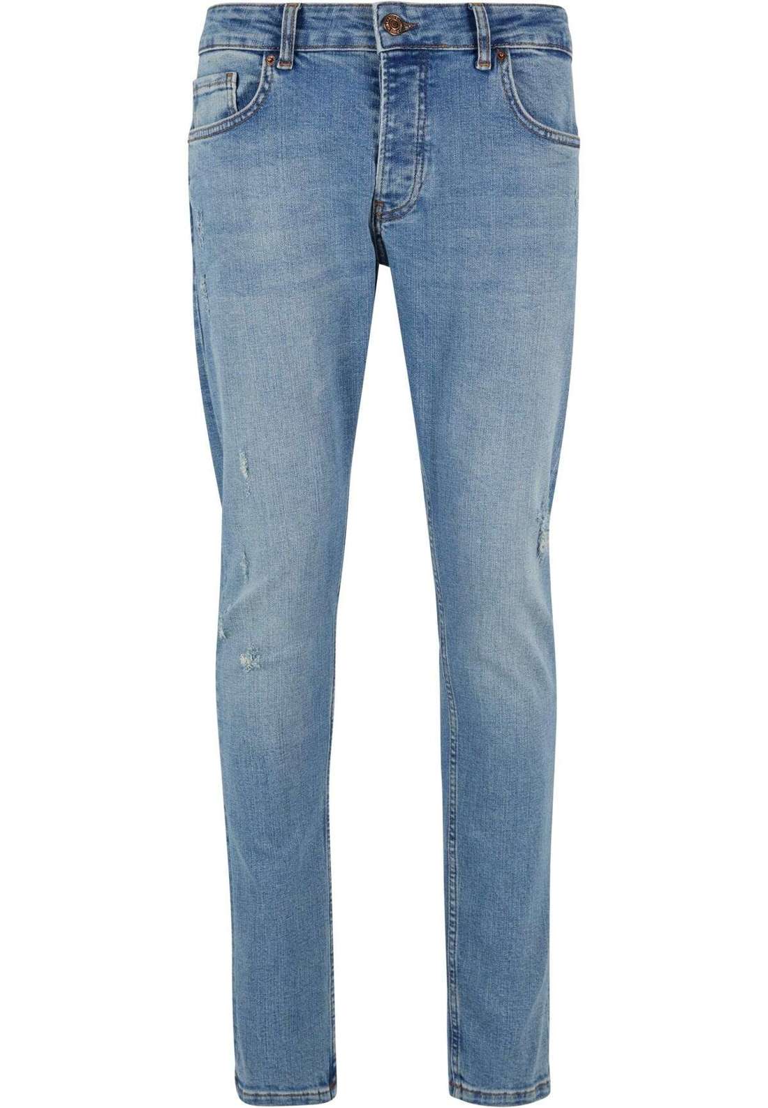 Обычные джинсы