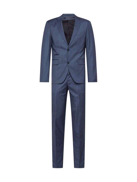 Тонкий костюм