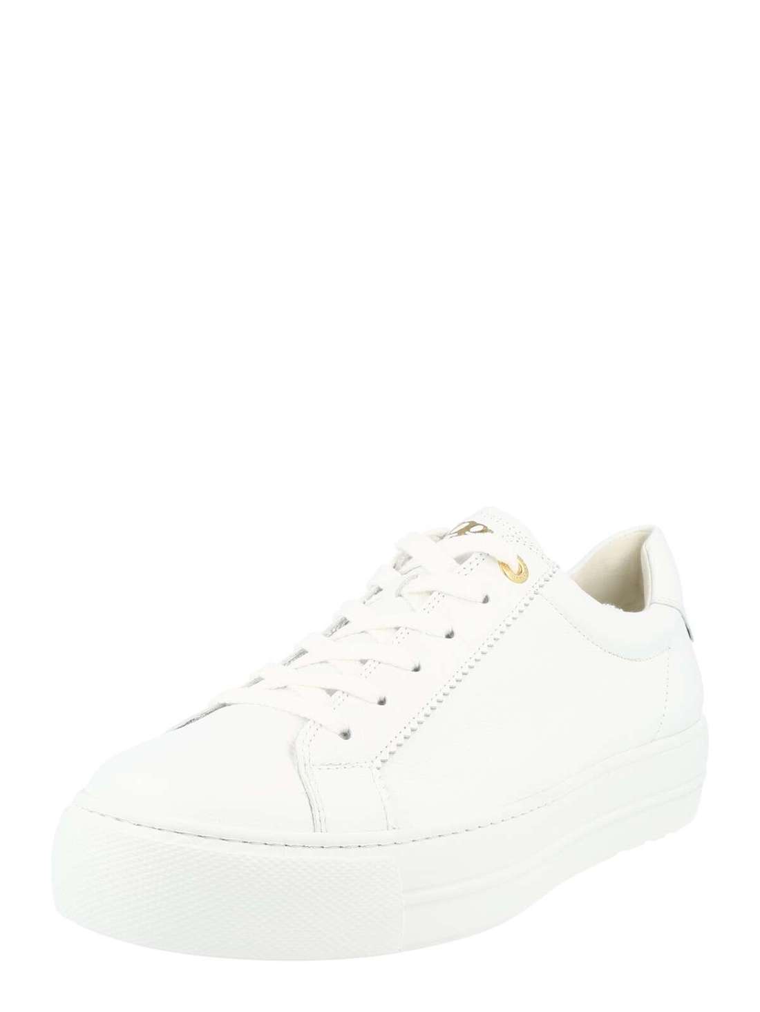 Кроссовки на шнуровке