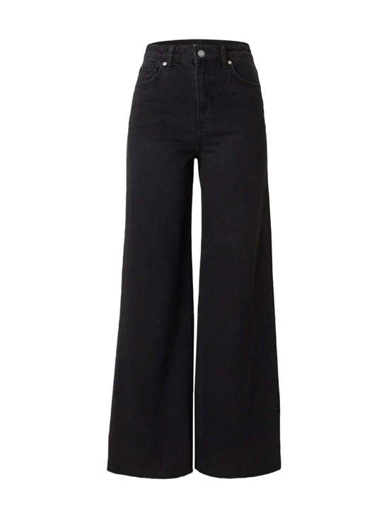 Широкие джинсы