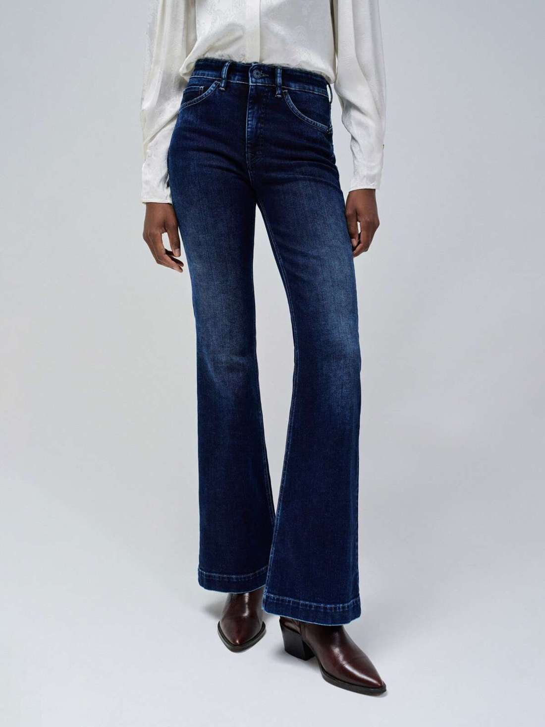 Расклешенные джинсы Faith