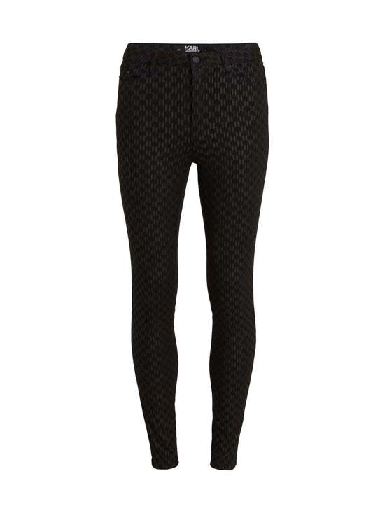 Узкие джинсы