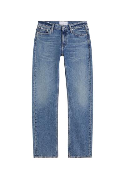 Обычные кроссовки низкие