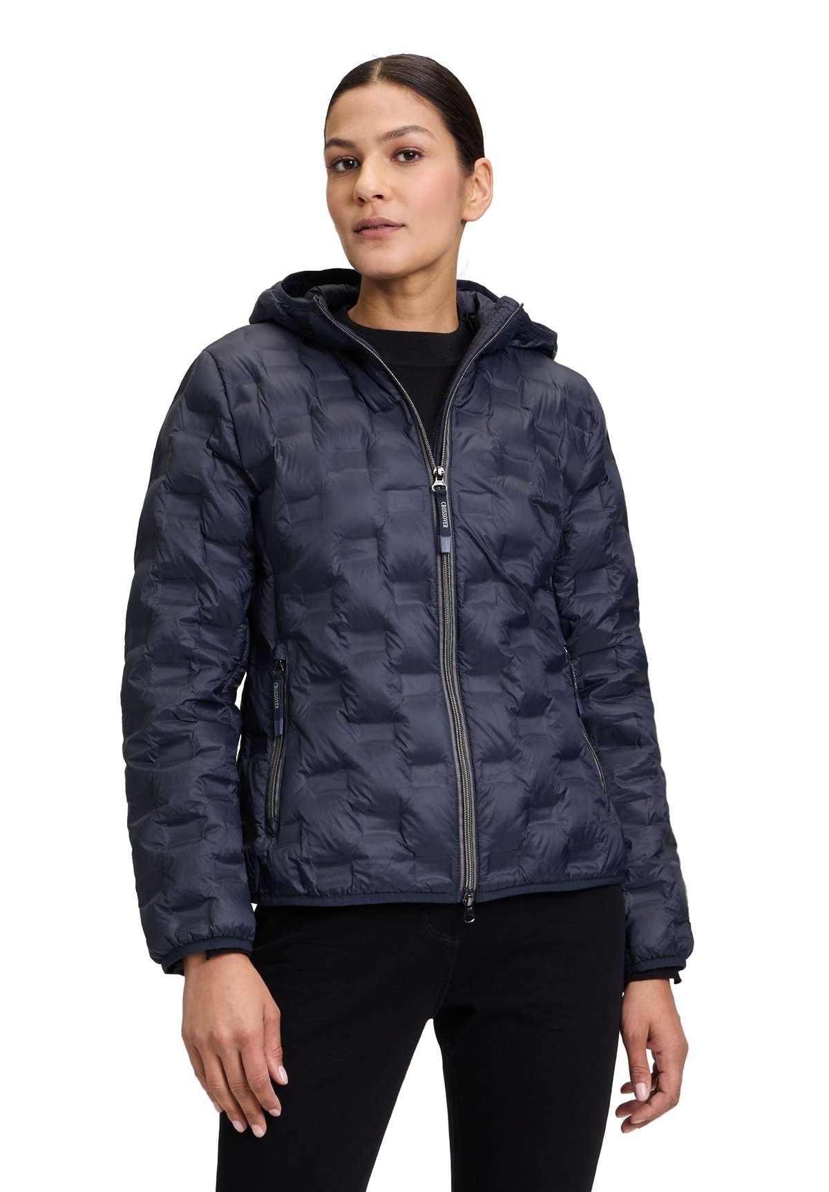 Пуховик с капюшоном Daunenjacke mit Kapuze