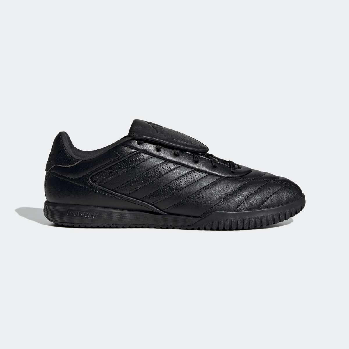 Футбольная обувь COPA GLORO 2 IN