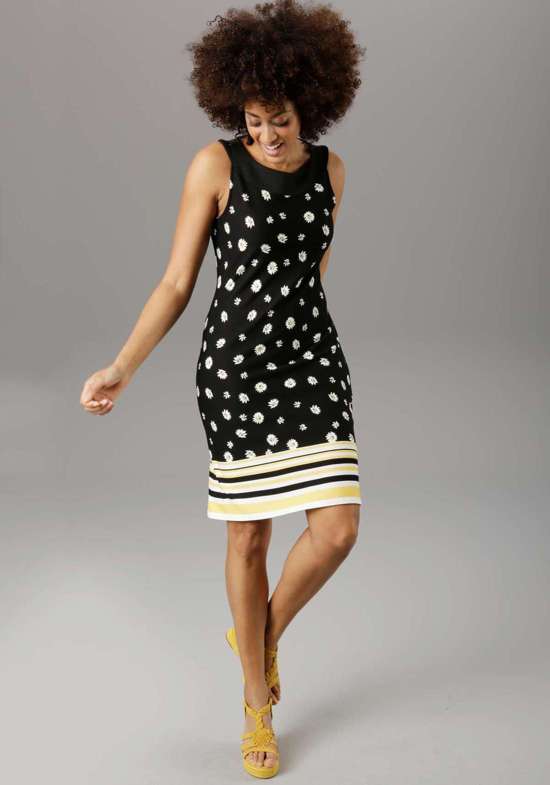 Летнее платье с принтом ромашки