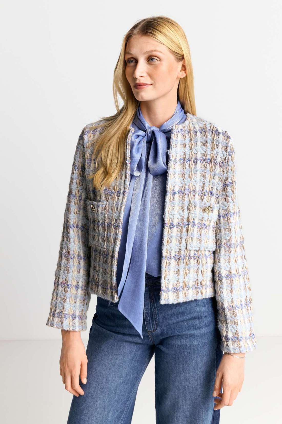 Короткий пиджак