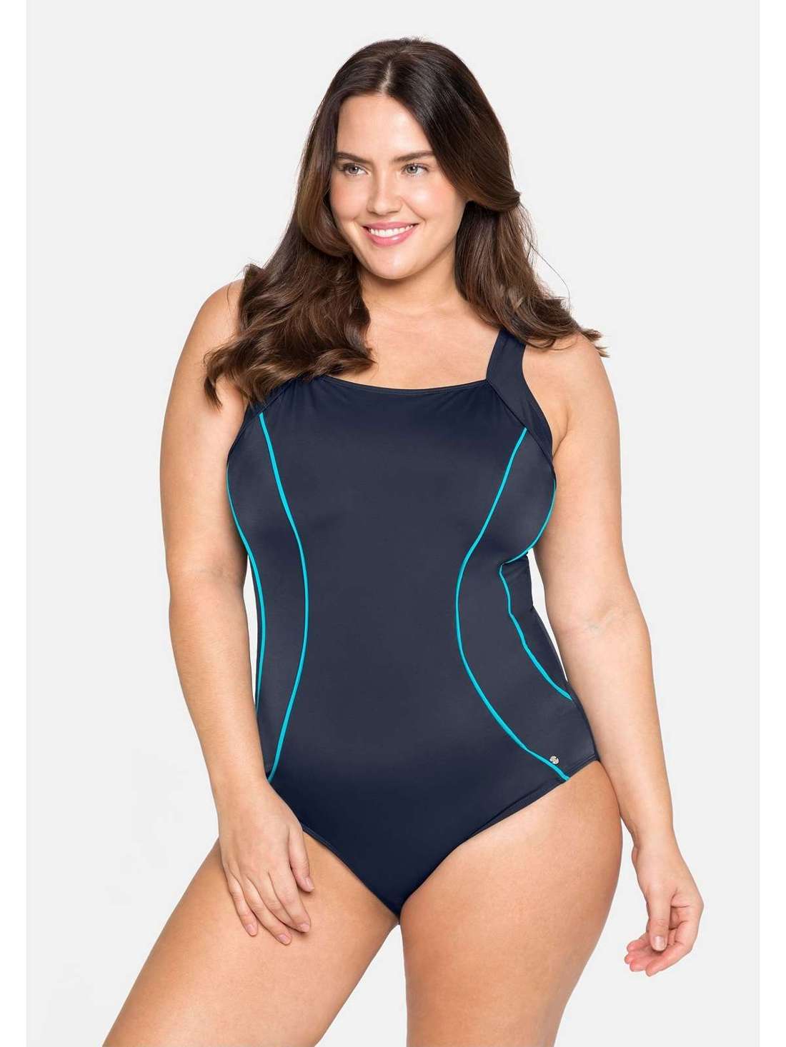 Купальник со вставкой из сетки Power Mesh и регулируемыми бретелями. Große Größen