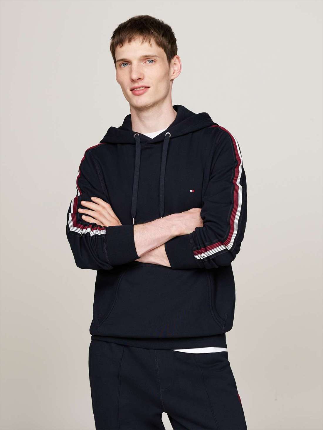 Толстовка с капюшоном GLOBAL STRIPE TAPE HOODY