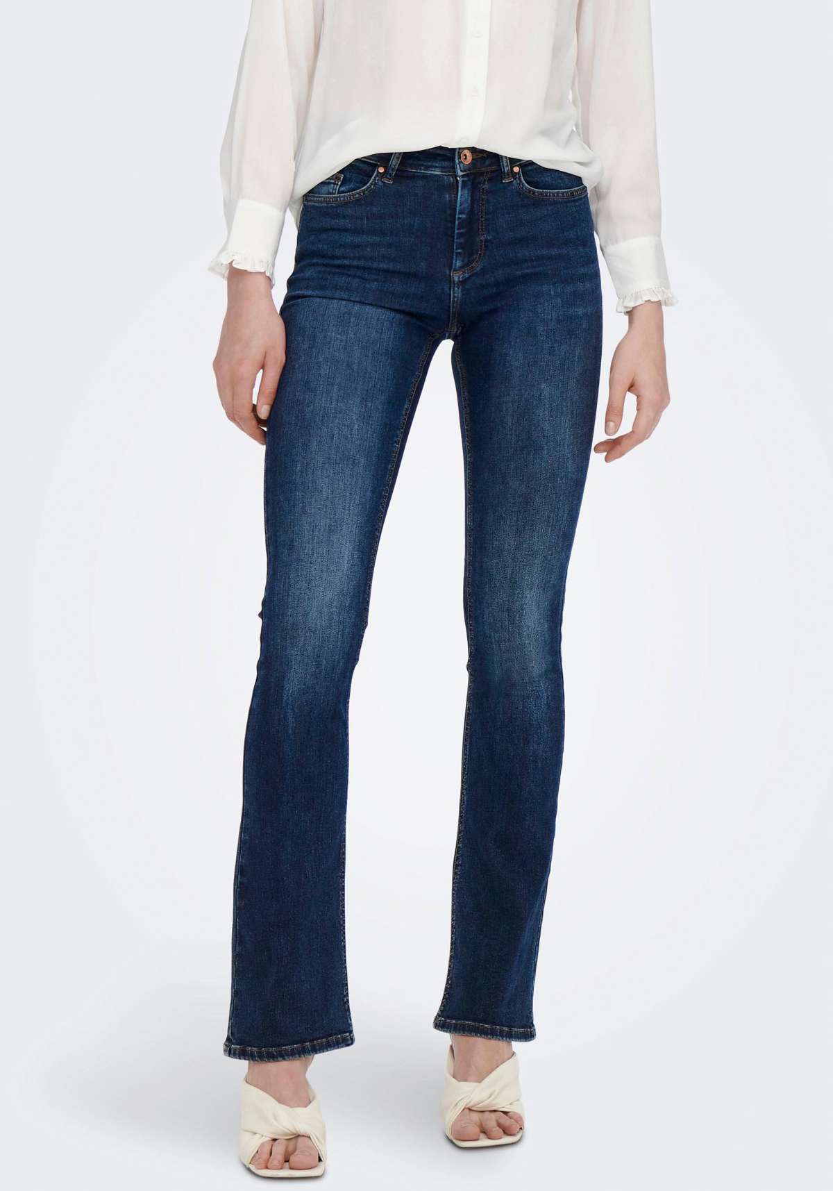 Джинсы Bootcut ONLBLUSH MID FLARED DNM TAI021