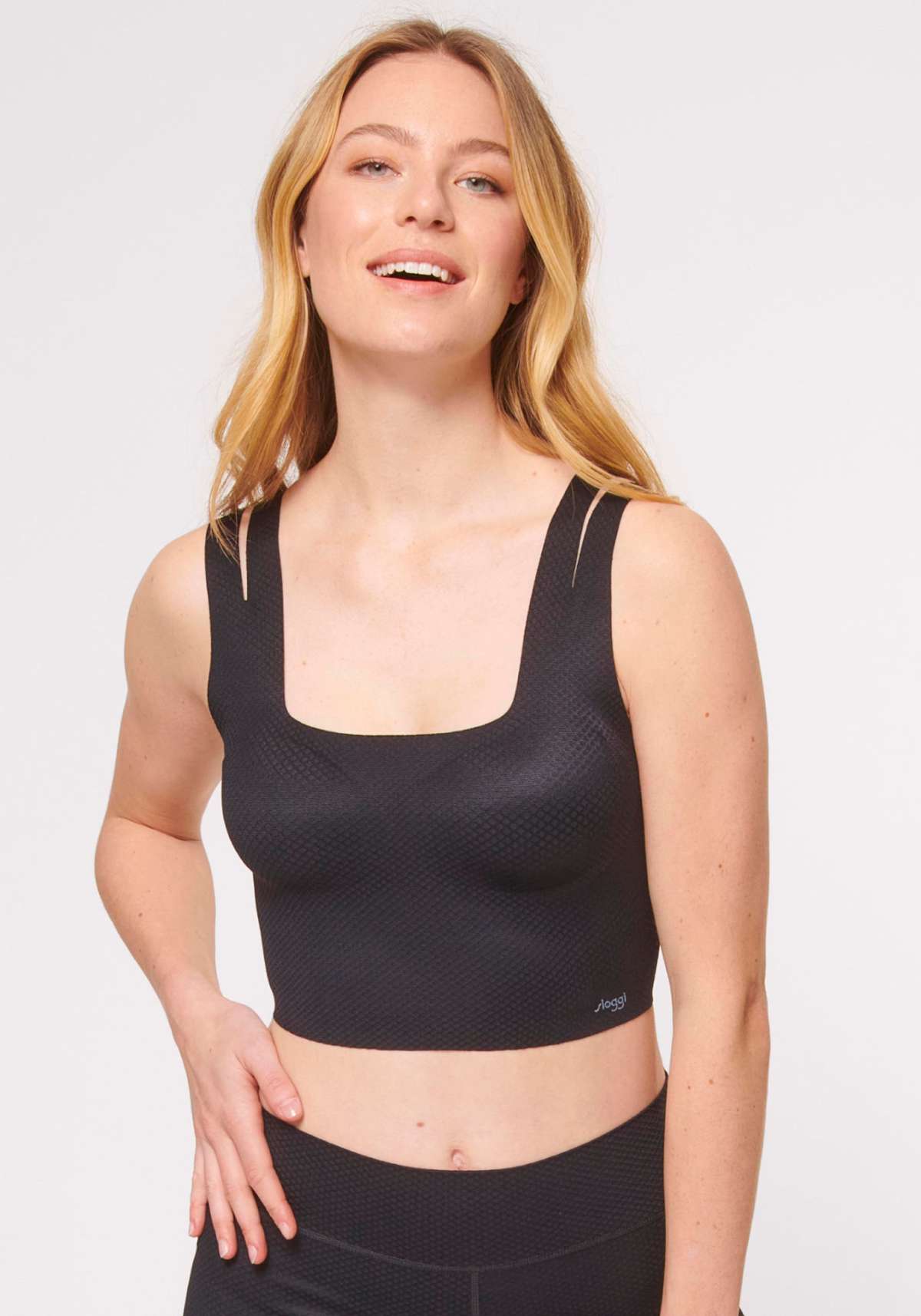 бюстье ZERO Feel Flow Top