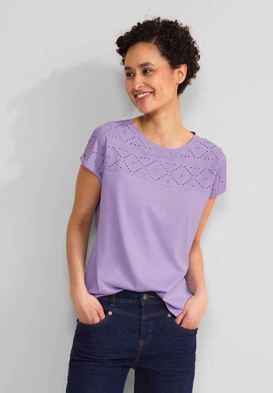 футболка с круглым вырезом