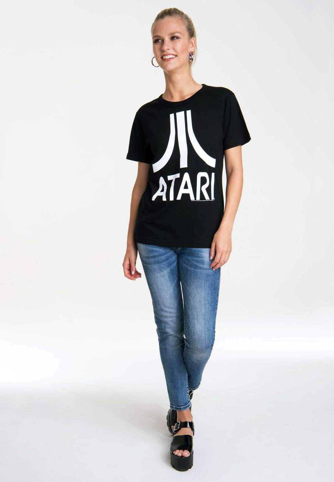 Футболка с лицензионным оригинальным дизайном Atari – Logo