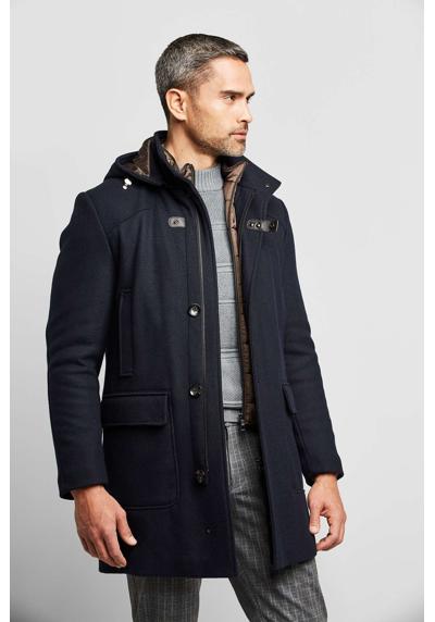 Короткое пальто со съемным капюшоном.