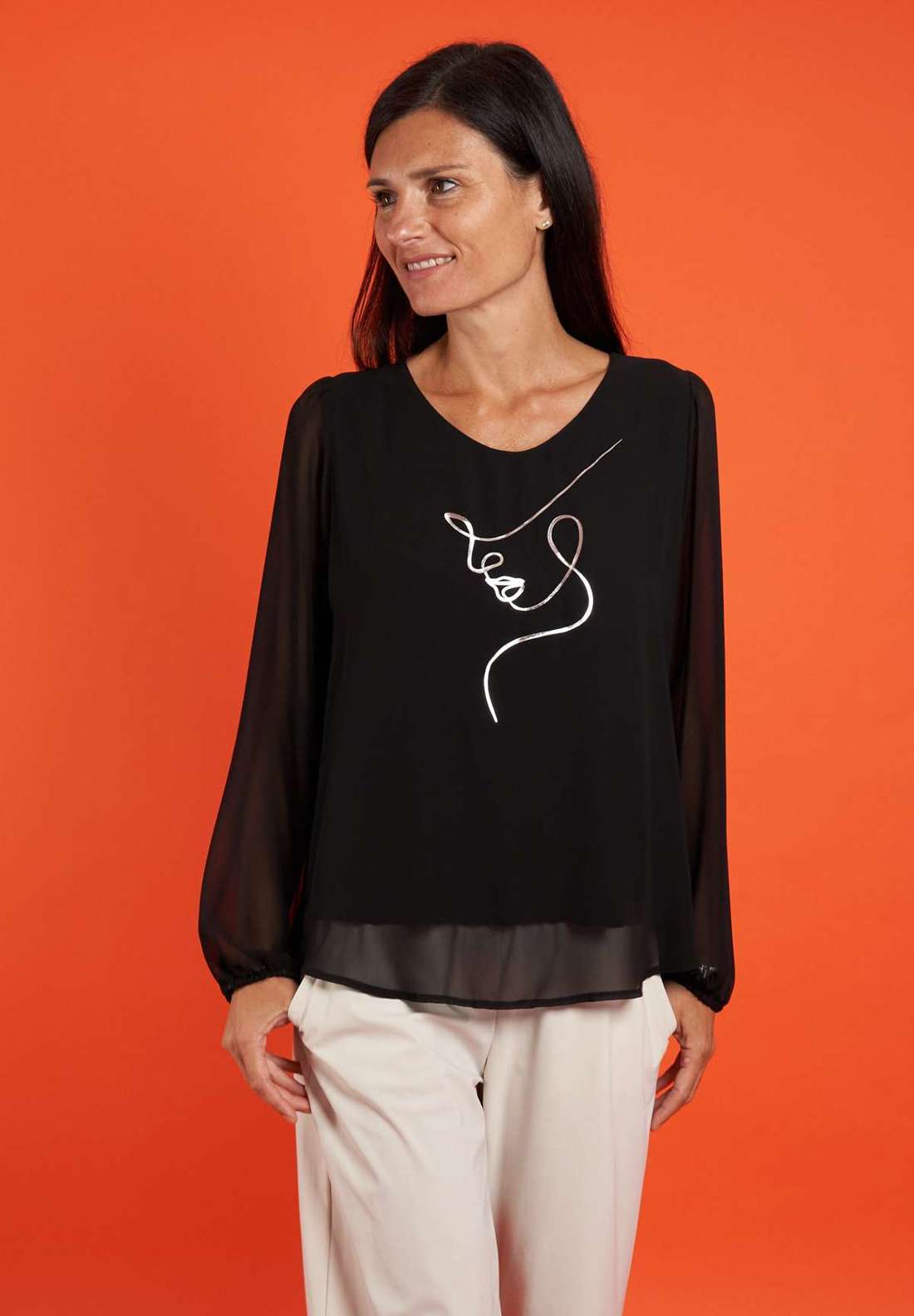 Блузка с длинными рукавами и блестящим принтом