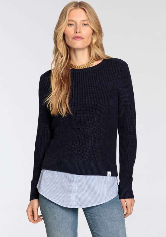 Свитер 2-в-1 в спортивном многослойном стиле.