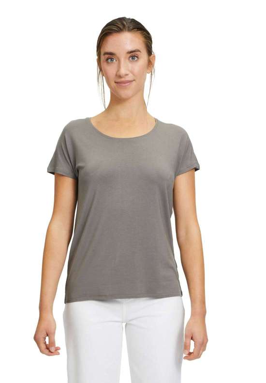 Рубашка с коротким рукавом Basic Shirt mit Rundhalsausschnitt