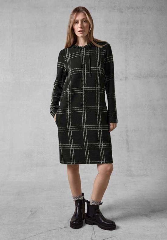 спортивное платье