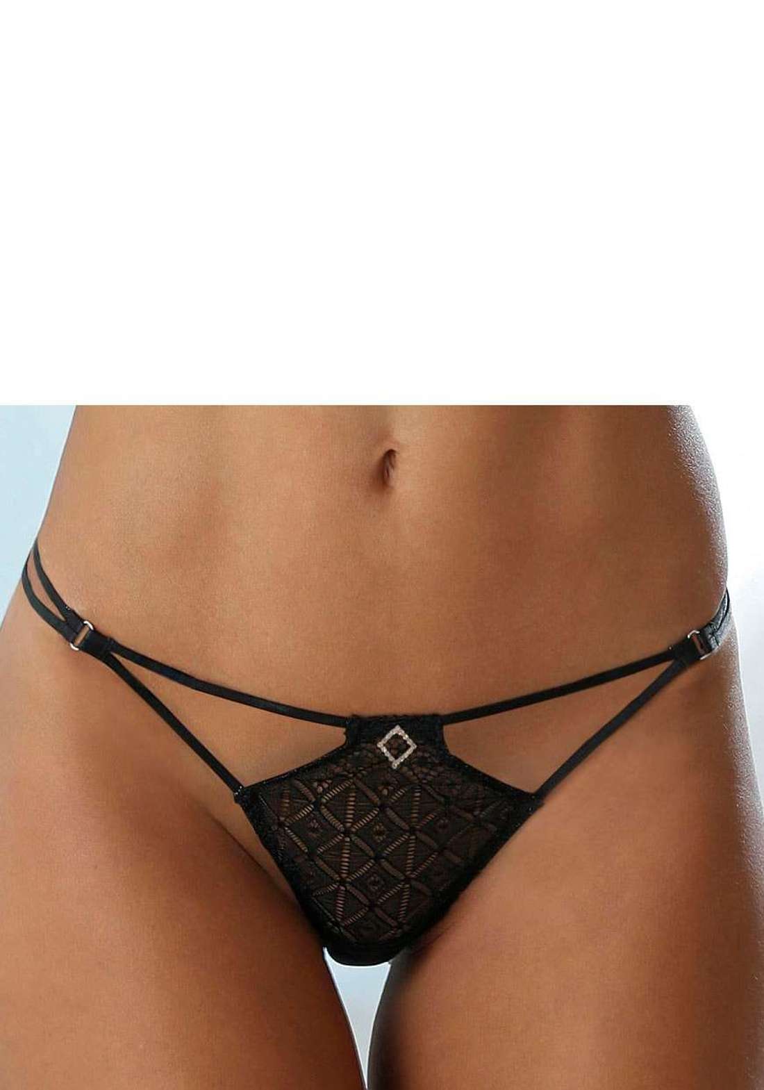 Стринги с лентой и стразами по бокам.