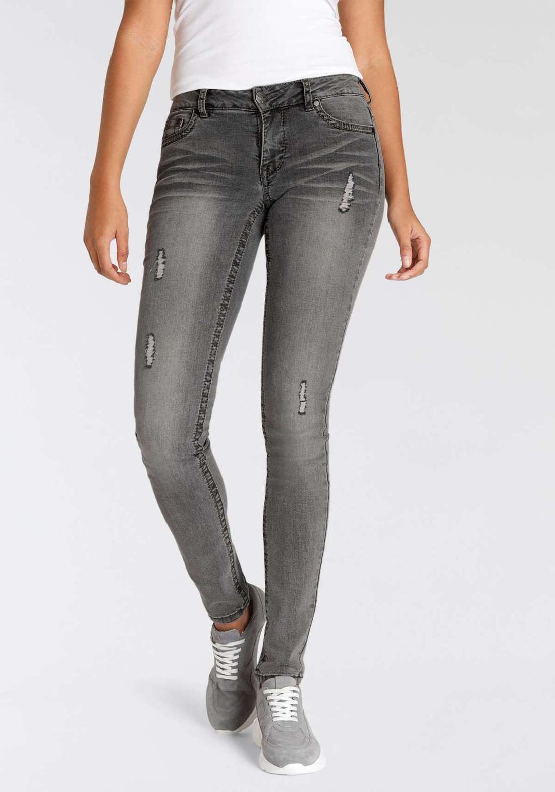 Джинсы скинни mit Kontrastnähten und Pattentaschen