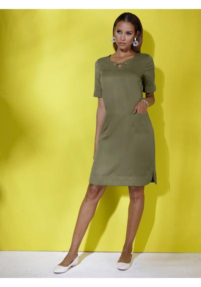 Платье-футляр Kleid