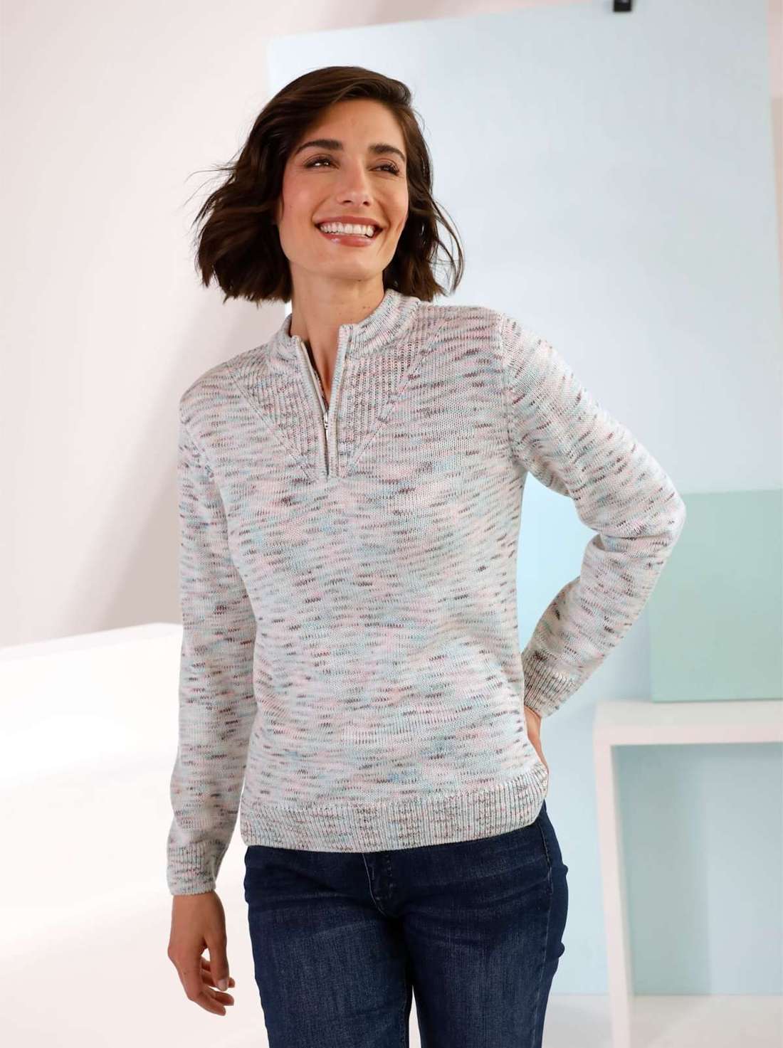 Свитер с воротником-стойкой Pullover