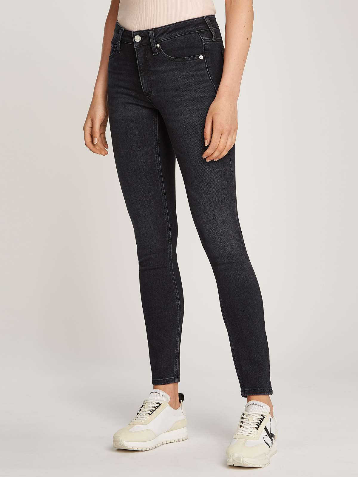 Джинсы скинни с пятью карманами. MID RISE SKINNY