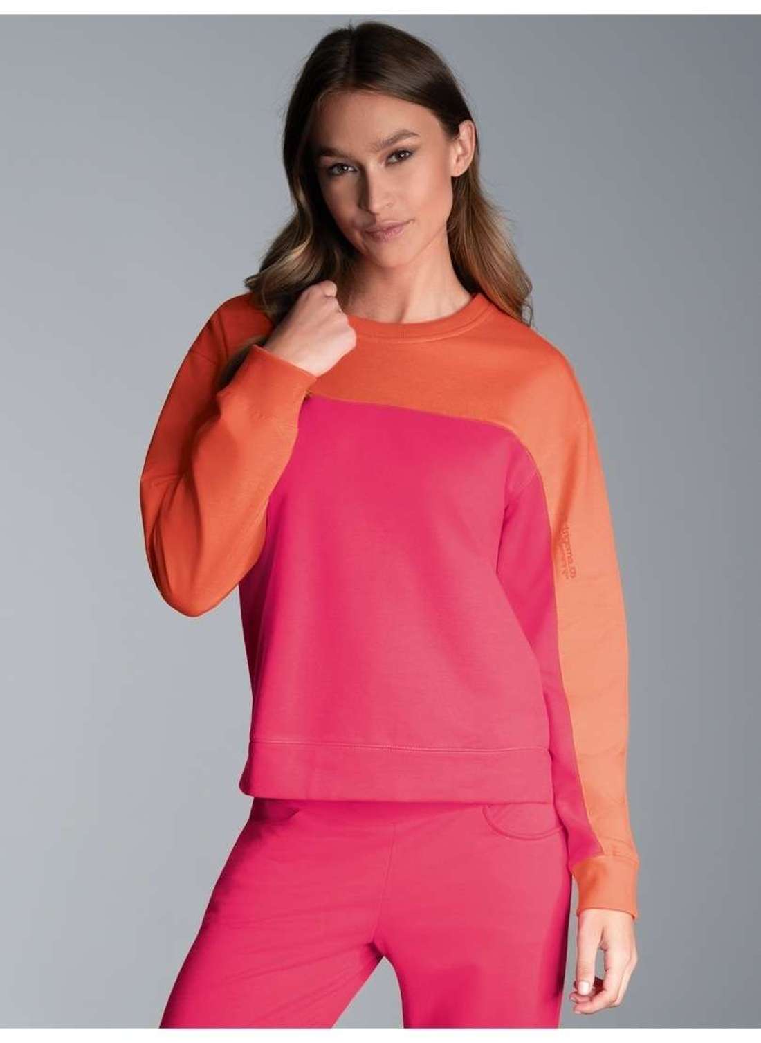 толстовка TRIGEMA Sweatshirt in zweifarbigem Design