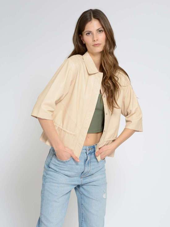 Кожаная куртка 42021227