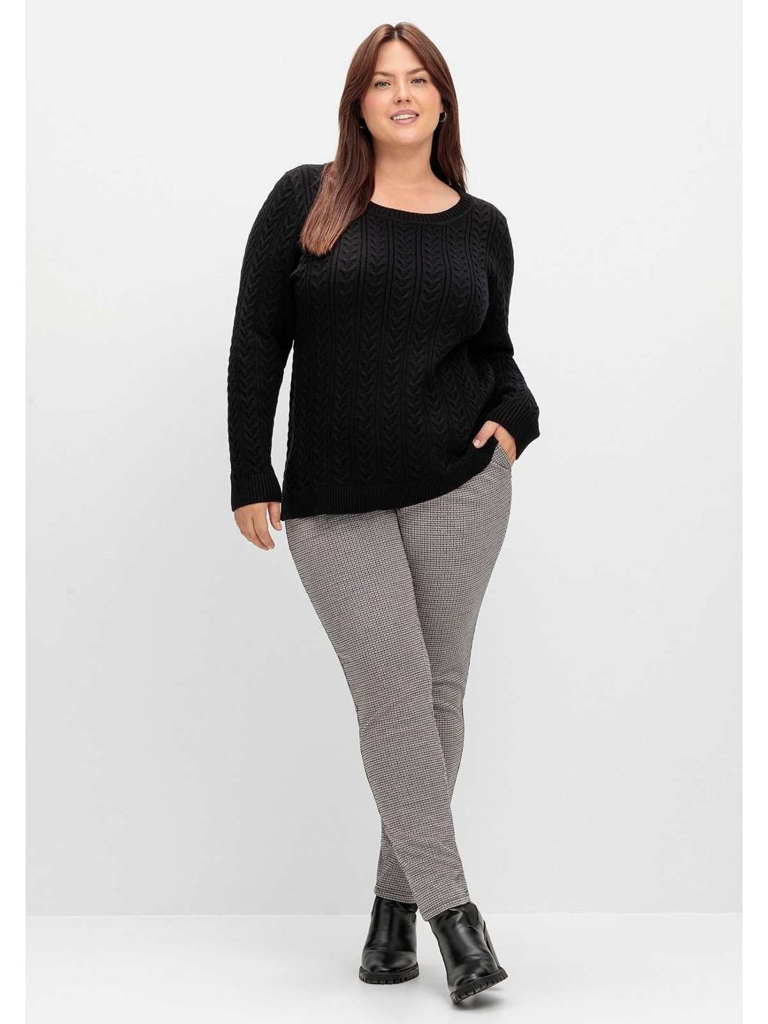 Брюки-стретч с клетчатым узором и эластичным поясом. Große Größen